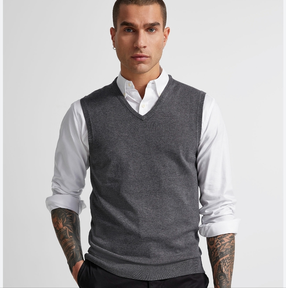 2 Le 31 Sweater Vests